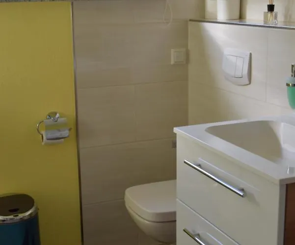 1 - 55483 Unzenberg * Gobenhausen